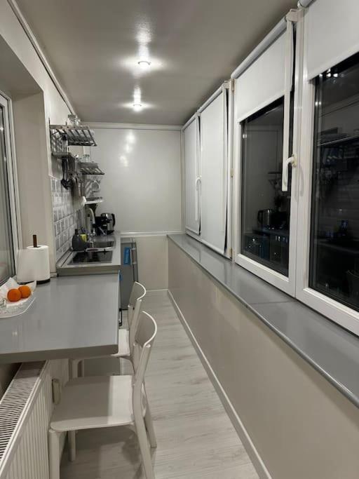 부쿠레슈티 Studio Cozy Piata Victoriei 아파트 외부 사진